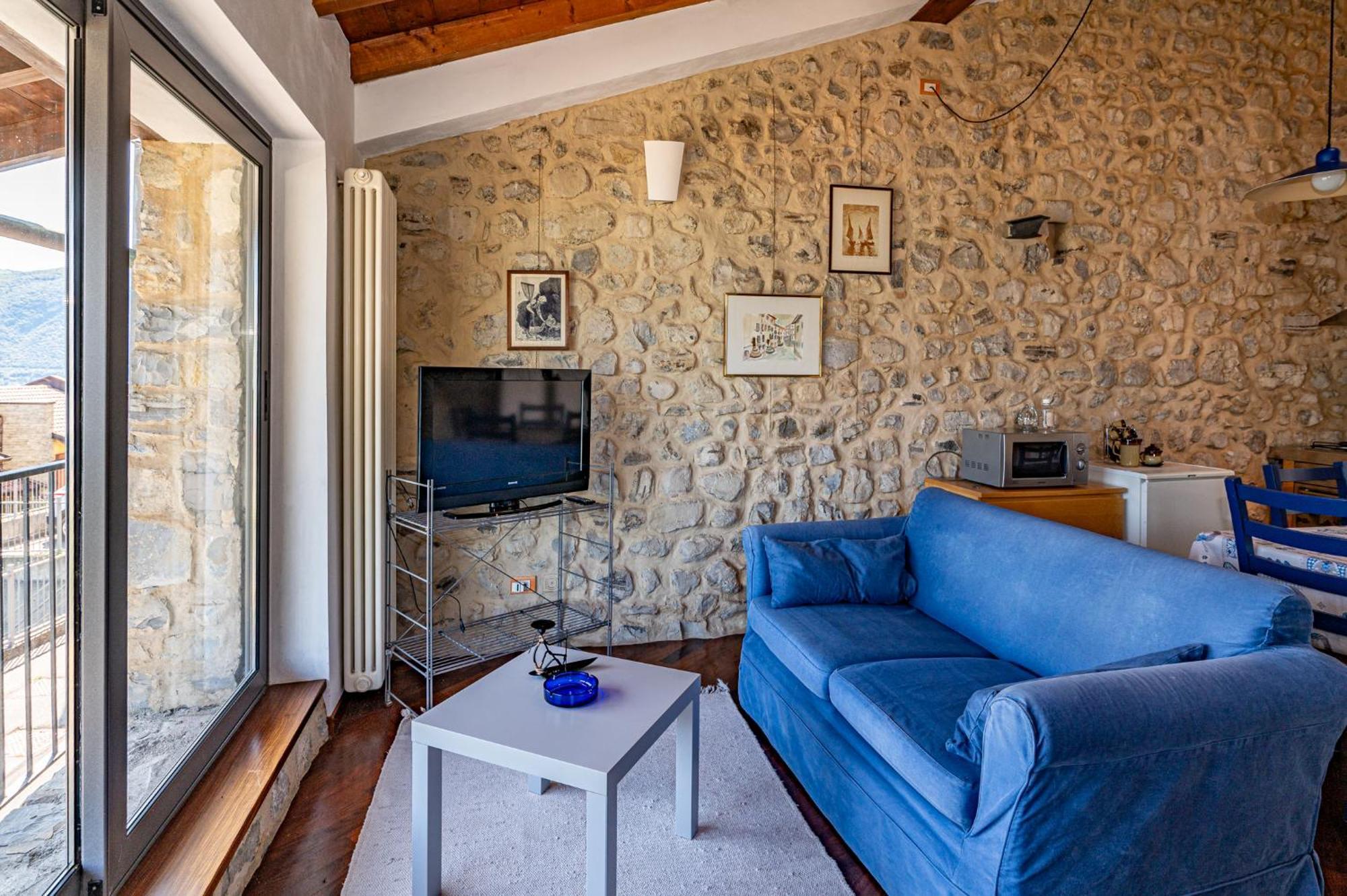 Lago Di Iseo - Lake View House Tavernola Bergamasca Luaran gambar